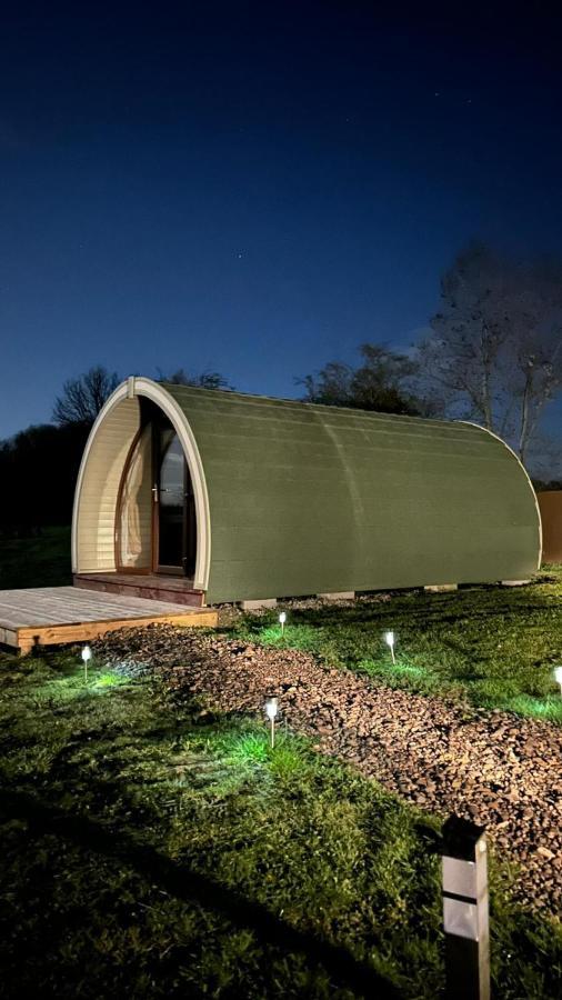 Orchard Luxe Glamping Pod Hotel ดังกานนอน ภายนอก รูปภาพ